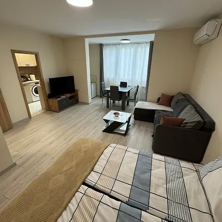Refurbished Apartment In A Quiet Area Sofia Exterior photo